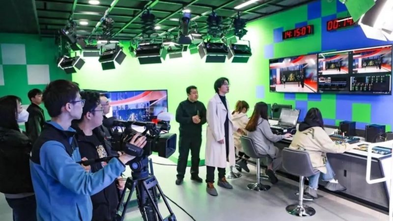上海本地媒介投放：揭秘渠道选择与策略